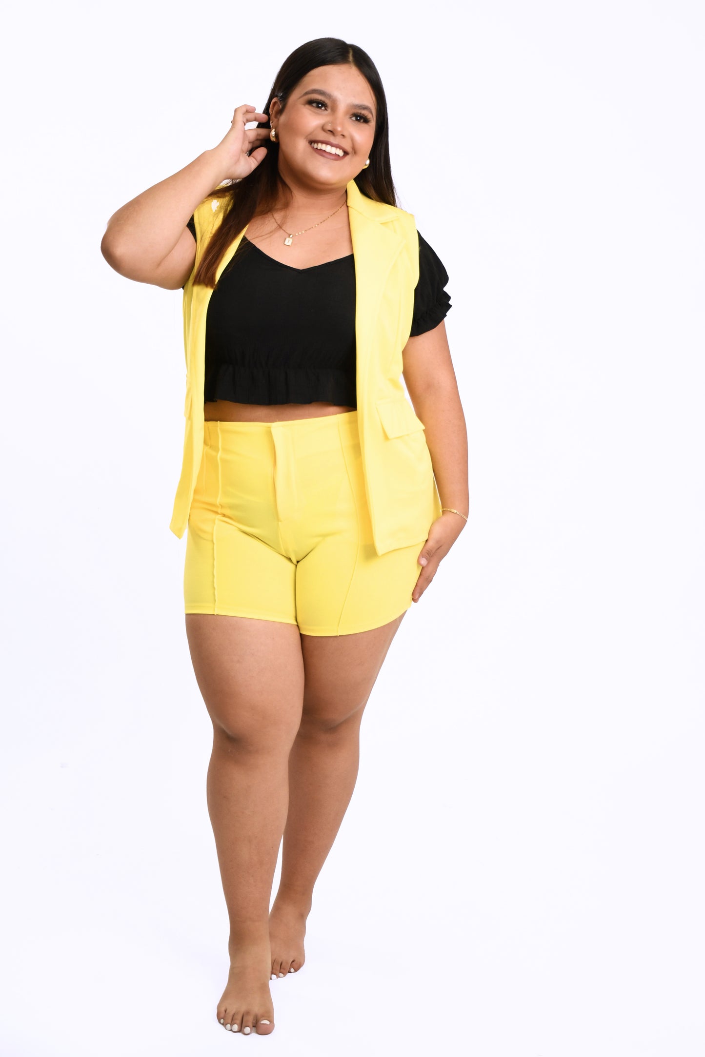 Conjunto Short y Chaleco con Pinzas – Estilo y Comodidad