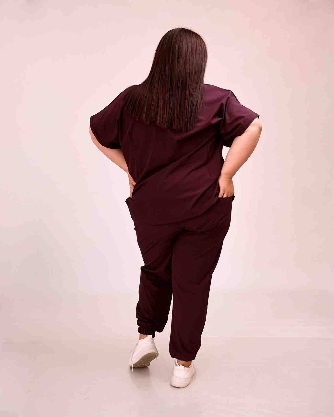 Conjunto Quirúrgico Curvy para Tallas Extra Grandes - Estilo y Comodidad