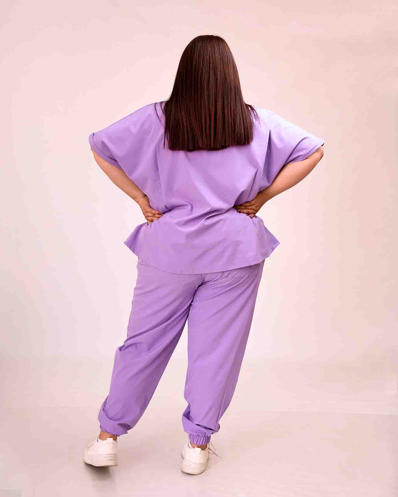 Conjunto Quirúrgico Curvy para Tallas Extra Grandes - Estilo y Comodidad