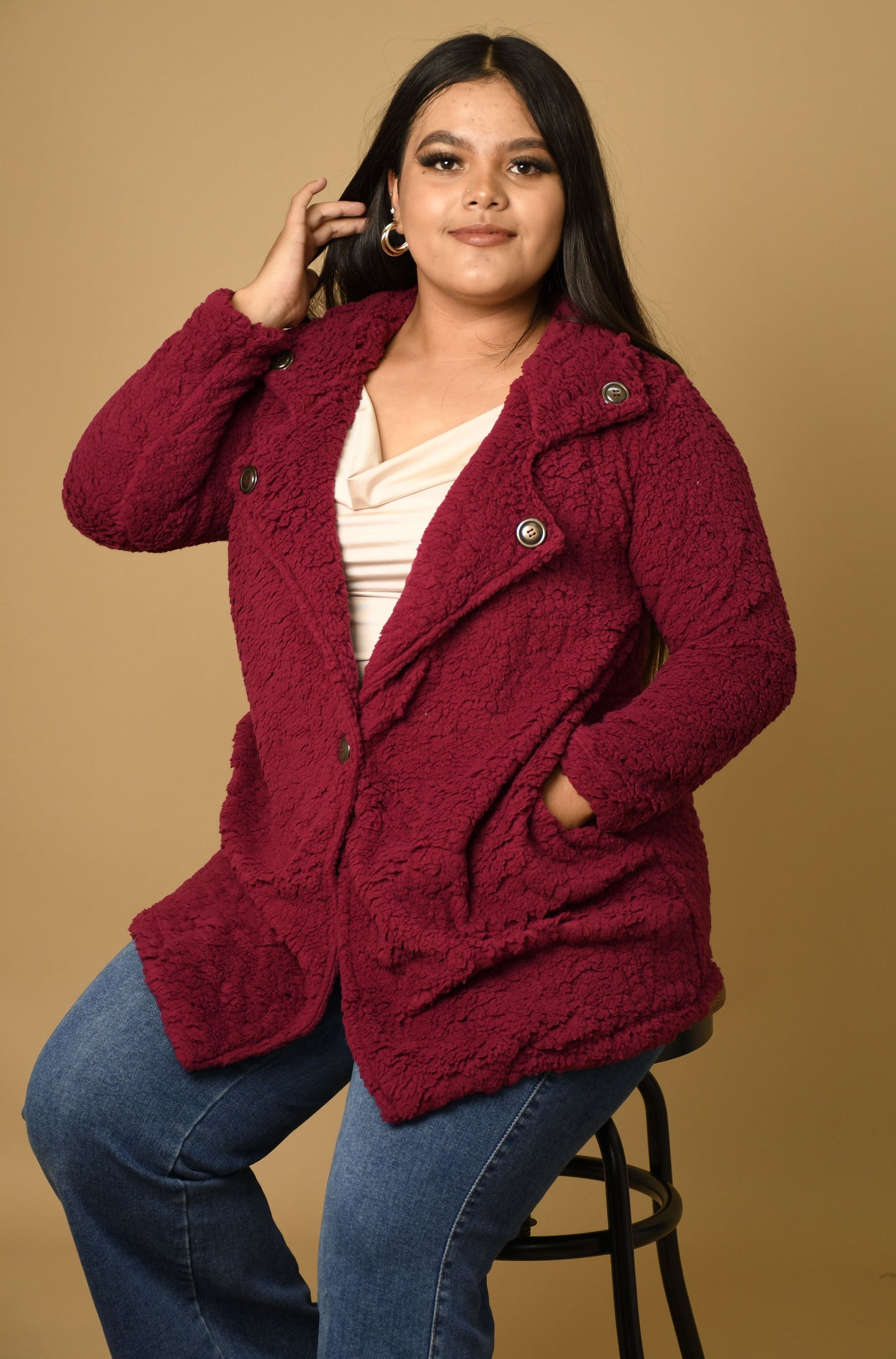 Abrigo Largo Efecto Peluche Oversize para Mujer - Estilo y Comodidad