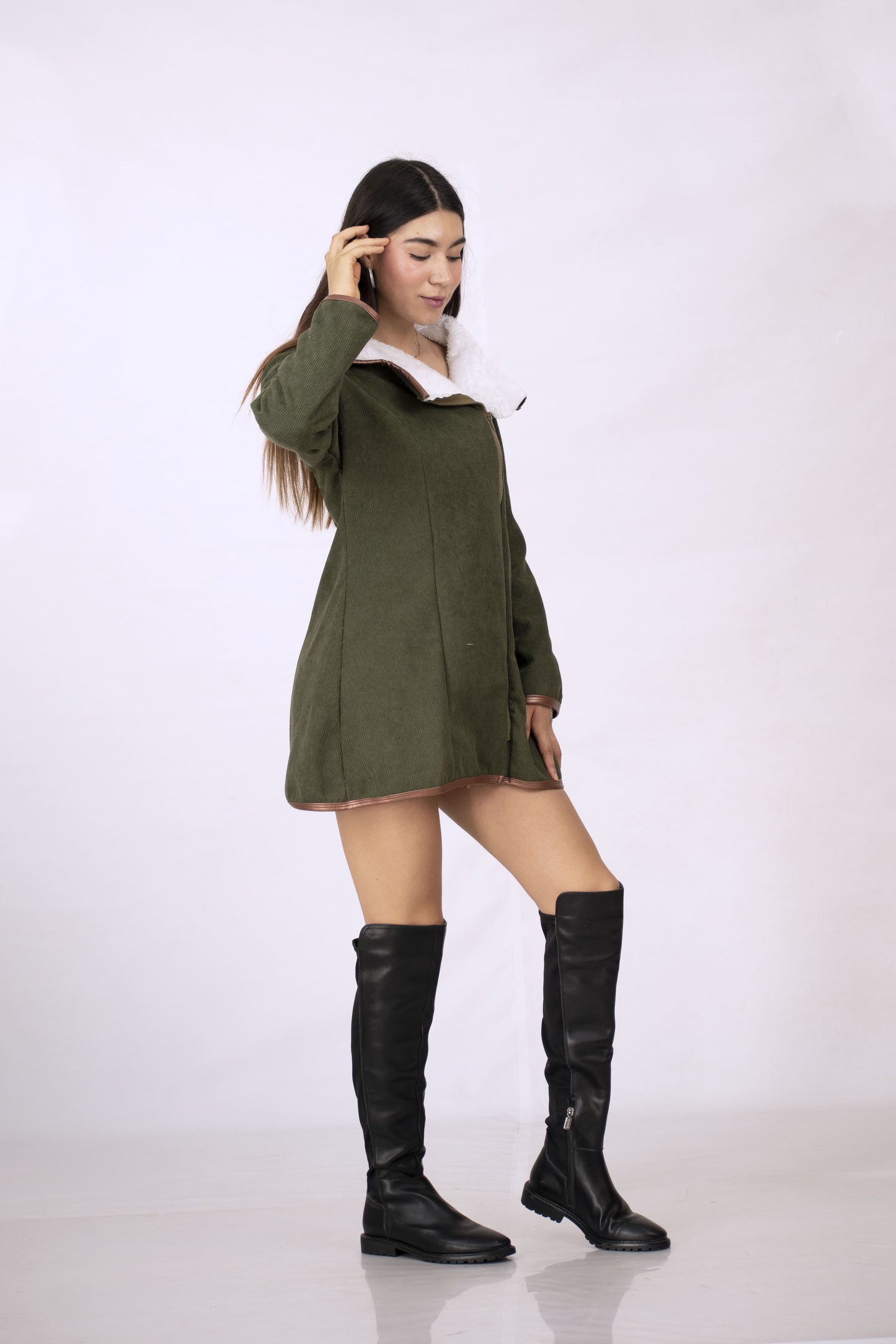 azadora Pana con Borrega – Calidez y Estilo para el Invierno