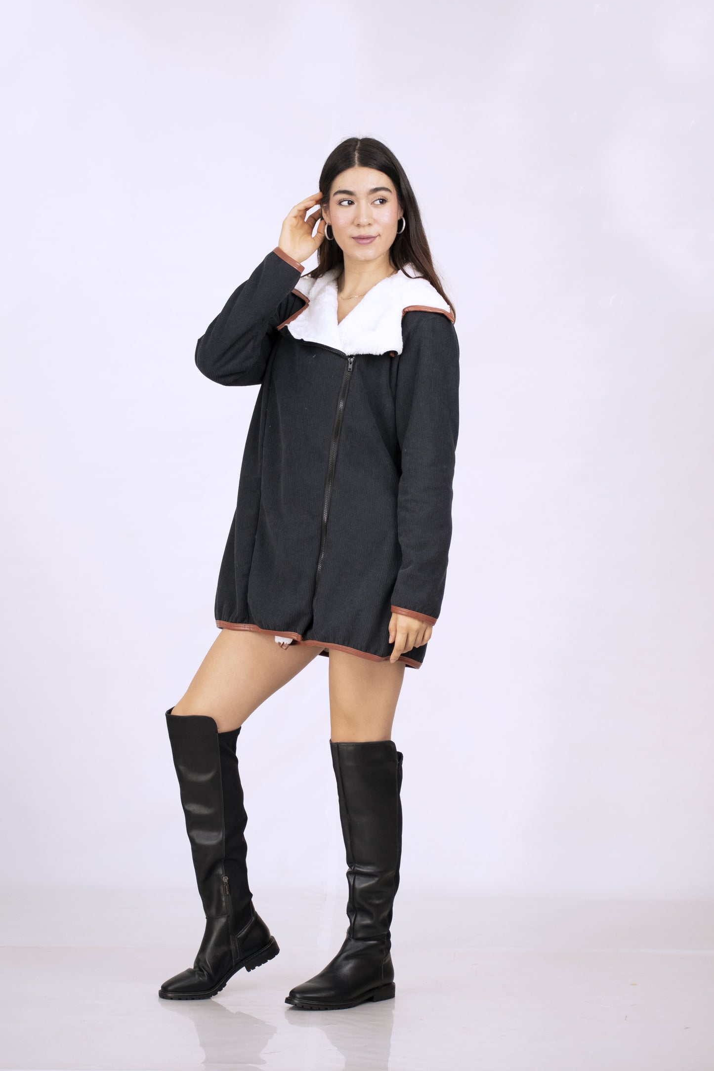 azadora Pana con Borrega – Calidez y Estilo para el Invierno