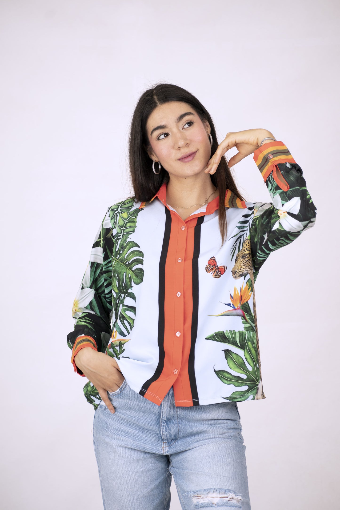 Camisa de Mujer Estampado Floral – Estilo Fresco y Elegante