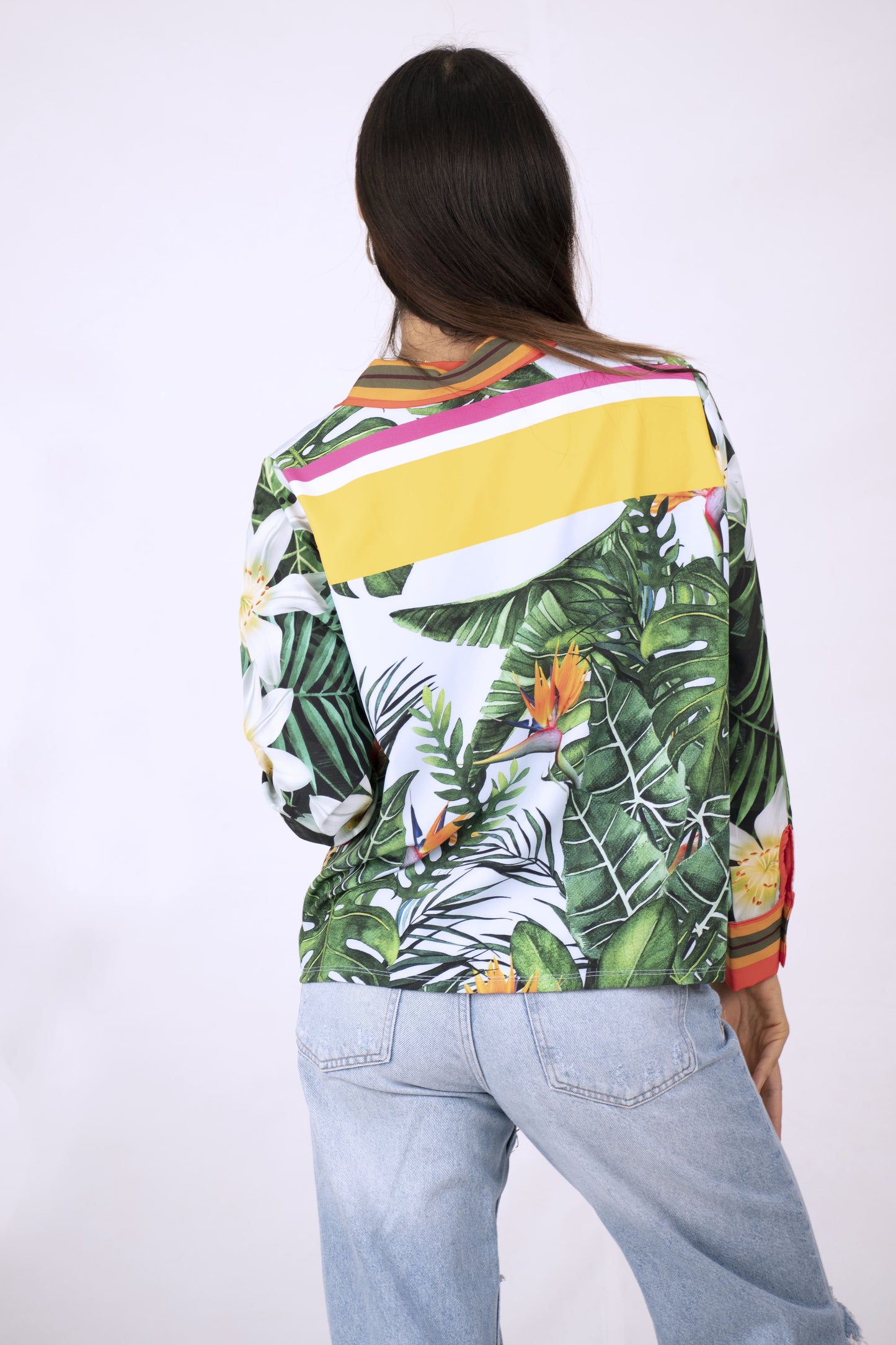 Camisa de Mujer Estampado Floral – Estilo Fresco y Elegante