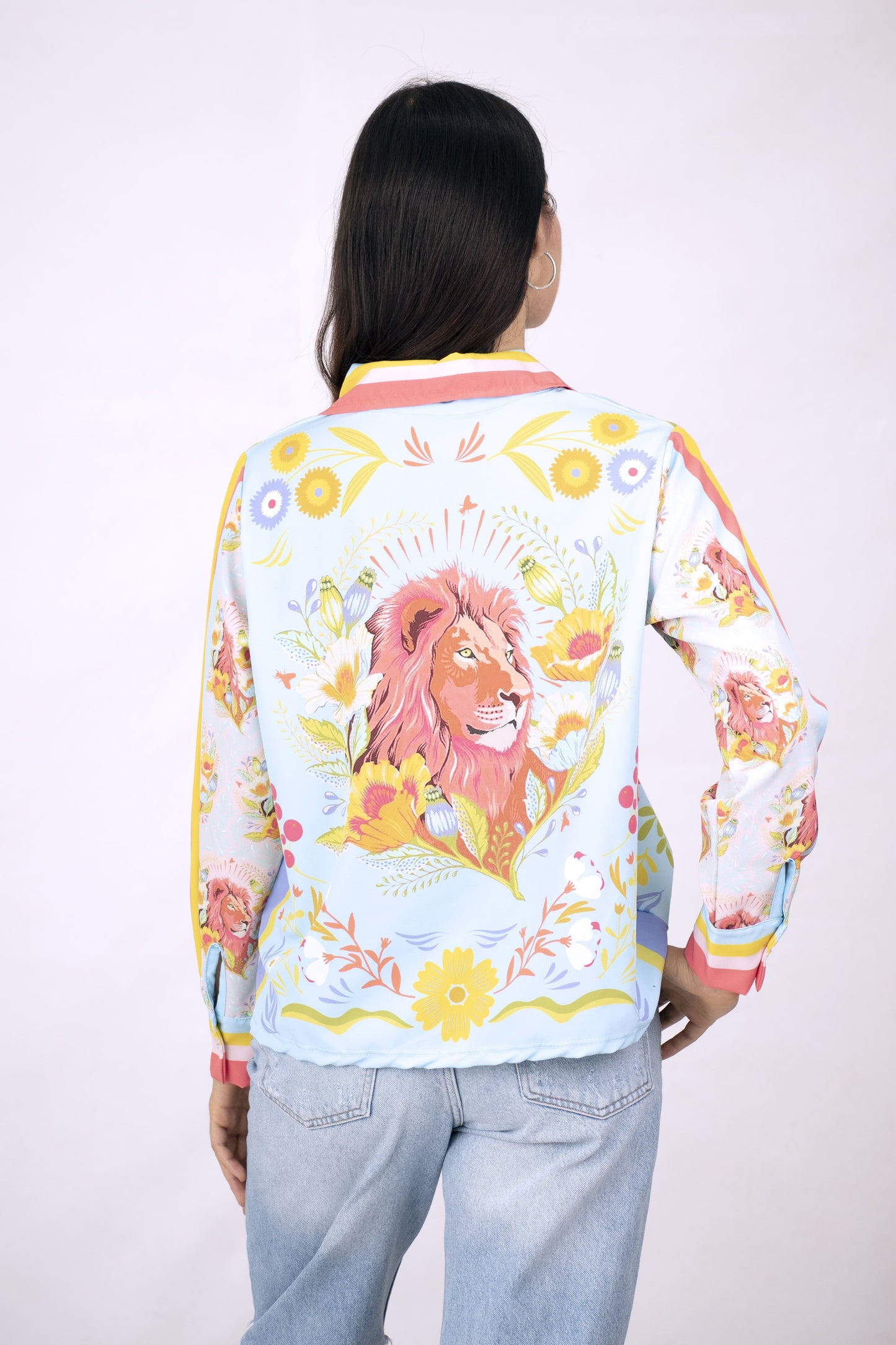 Camisa de Mujer Estampado Floral Unitalla – Estilo Fresco y Elegante