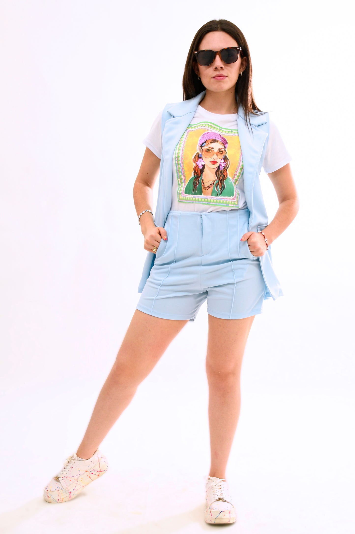 Conjunto Short y Chaleco con Pinzas – Estilo y Comodidad