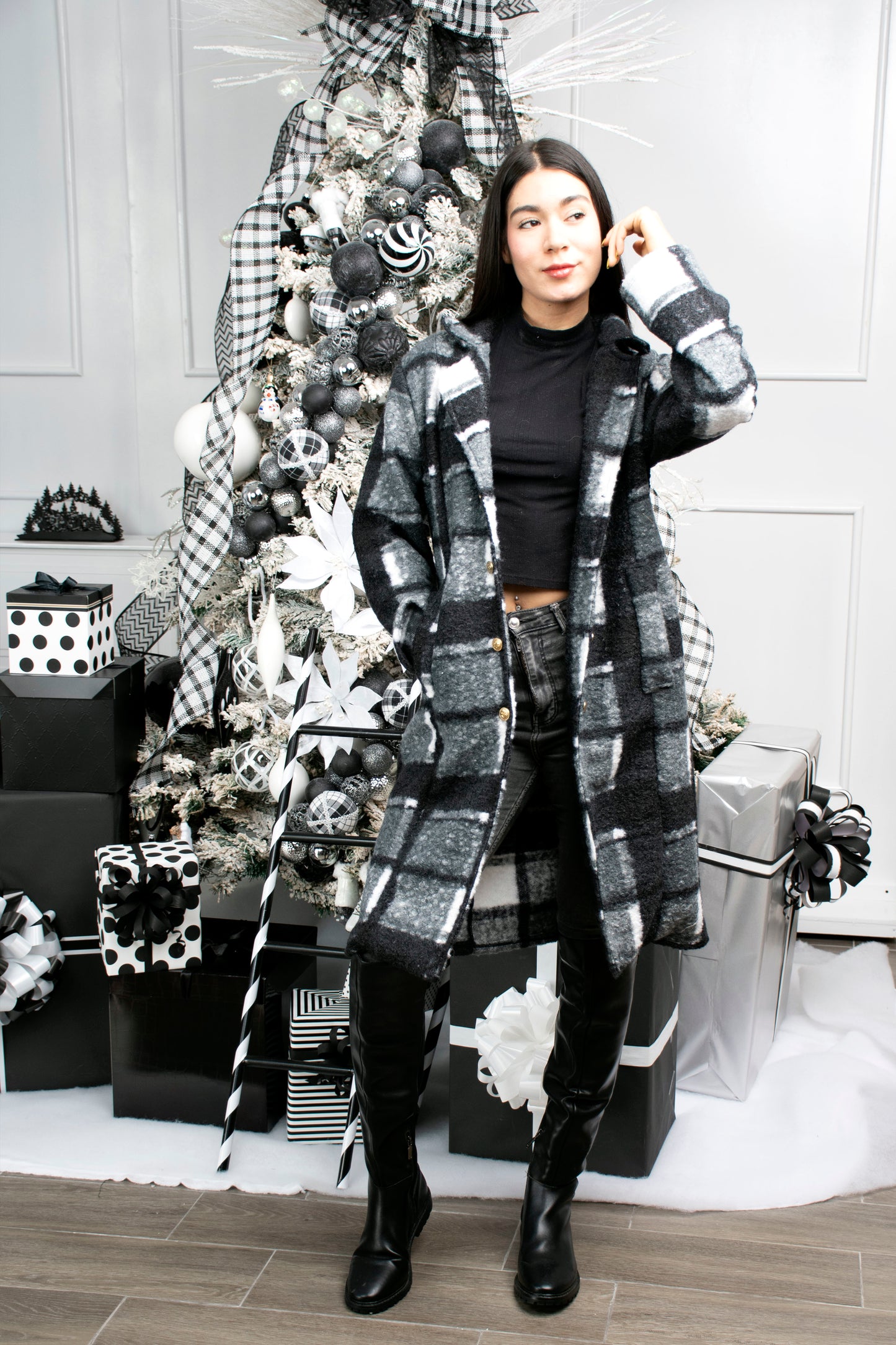 Abrigo Largo de Tela a Cuadros Oversize - Elegancia y Confort