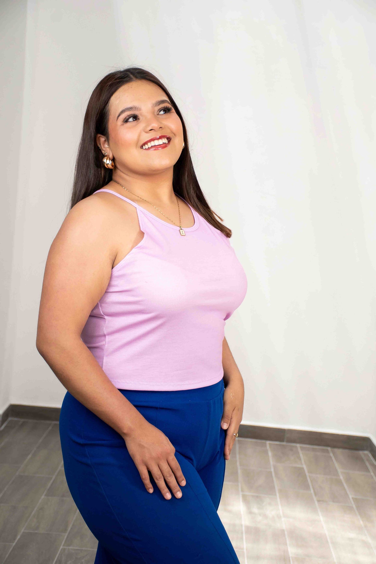 Top Crop Halter para Tallas Grandes | Estilo y Confianza